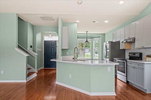 7200 Wistling Godwit Way, Hanahan, SC 29410