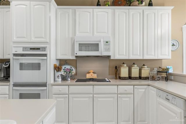 3422 Pebble Beach Drive, Harlingen, TX 78550