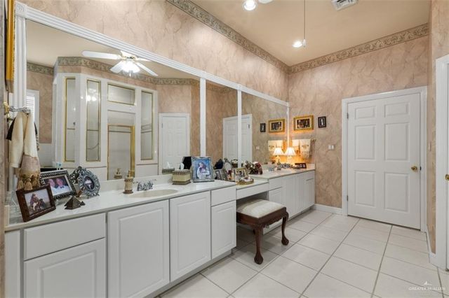 3422 Pebble Beach Drive, Harlingen, TX 78550