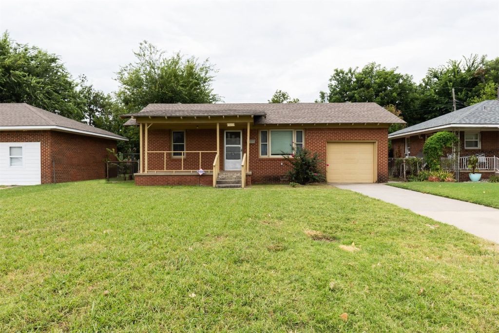 2344 W Britton Road, The Village, OK 73120