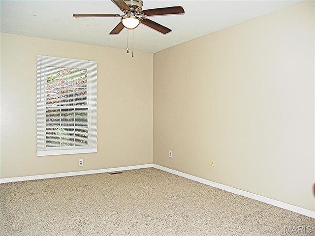 850 Ivy Trace, Ballwin, MO 63021