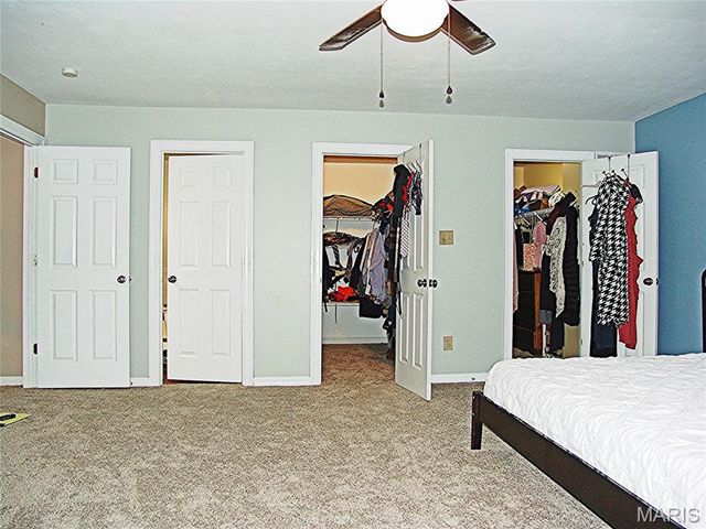 850 Ivy Trace, Ballwin, MO 63021