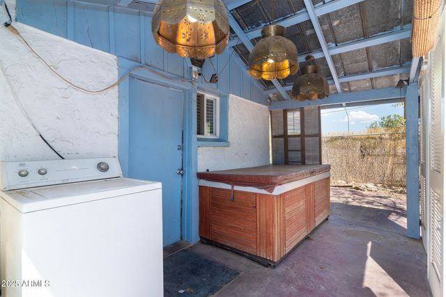 313 W Palma Street, Superior, AZ 85173