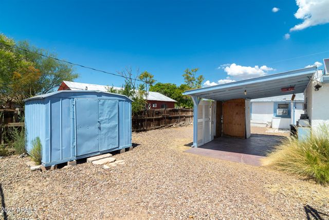 313 W Palma Street, Superior, AZ 85173