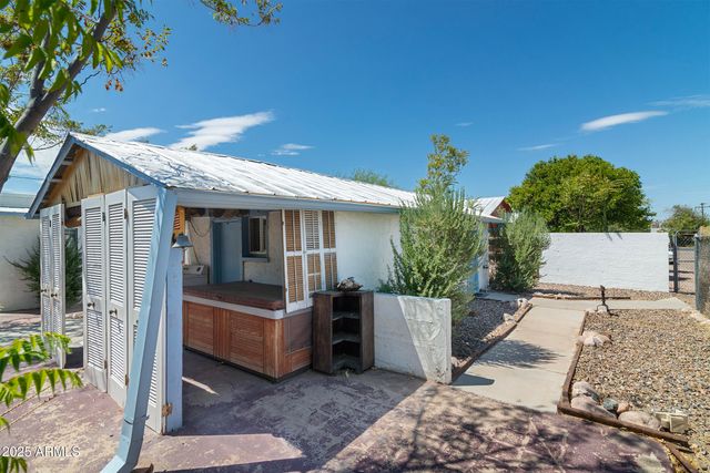 313 W Palma Street, Superior, AZ 85173