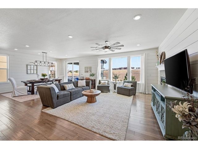 10216 Isle St, Parker, CO 80134