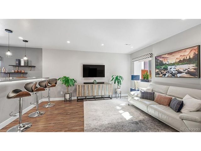 10216 Isle St, Parker, CO 80134