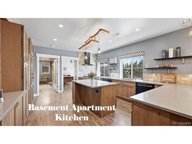 10216 Isle St, Parker, CO 80134