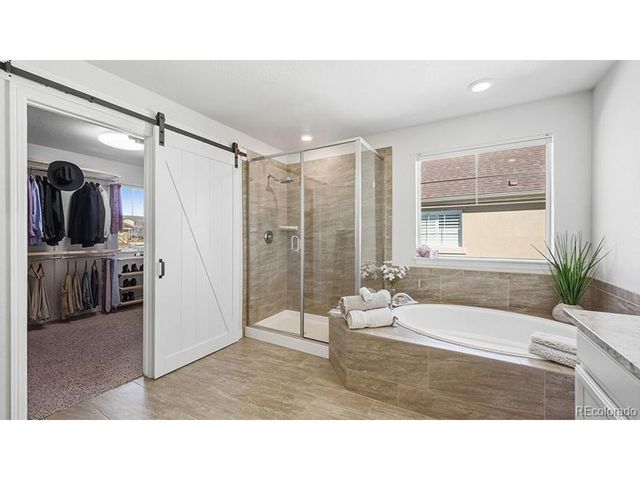 10216 Isle St, Parker, CO 80134