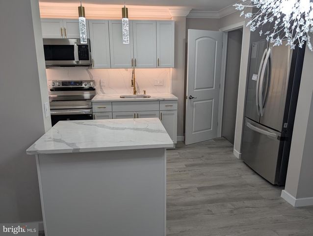 4115 EASTMONT AVE, Baltimore, MD 21213