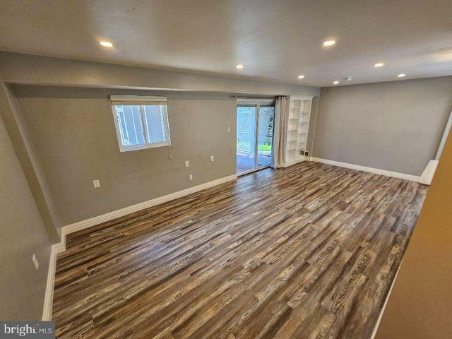 1107 N PEGRAM ST, Alexandria, VA 22304