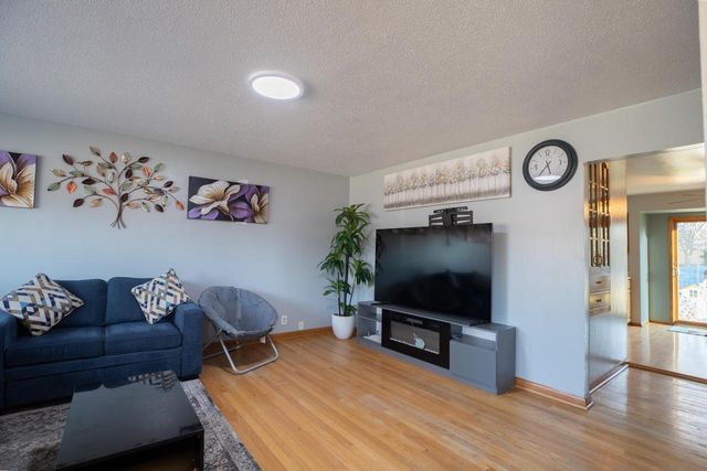 3793 S Massachusetts AVENUE, Milwaukee, WI 53220