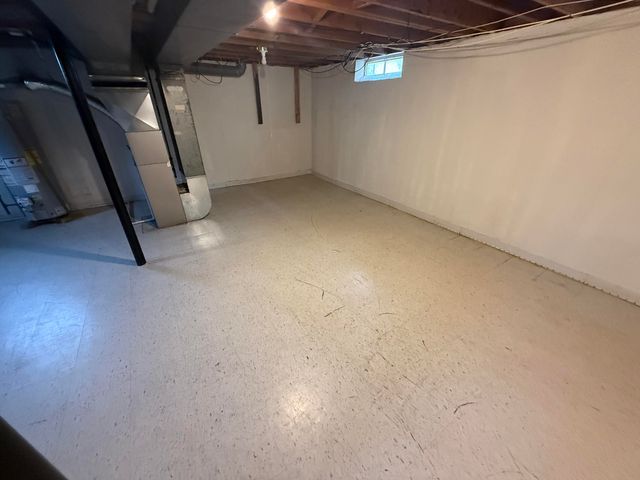 27912 Van Howe Street, Roseville City, MI 48066