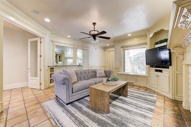 2600 Smoking Oak Road, Norman, OK 73072