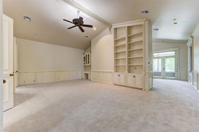 2600 Smoking Oak Road, Norman, OK 73072