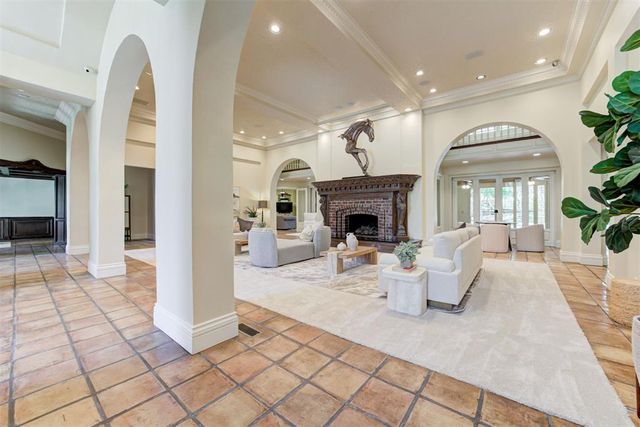 2600 Smoking Oak Road, Norman, OK 73072