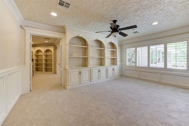 2600 Smoking Oak Road, Norman, OK 73072