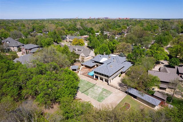 2600 Smoking Oak Road, Norman, OK 73072