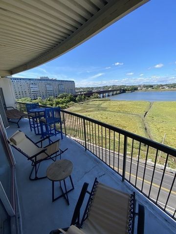 133 Commander Shea Blvd 711, Quincy, MA 02171