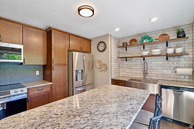 2548 N NORDIC VALLEY DRIVE DR, Eden, UT 84310