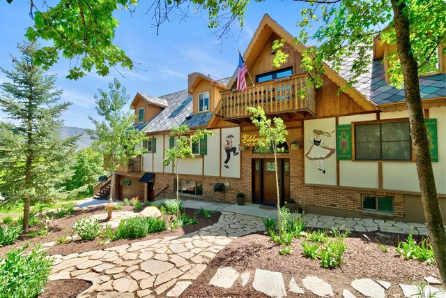 2548 N NORDIC VALLEY DRIVE DR, Eden, UT 84310