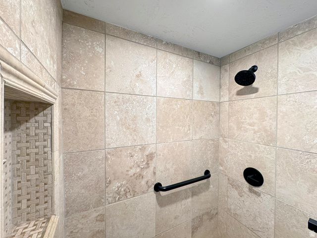 2548 N NORDIC VALLEY DRIVE DR, Eden, UT 84310