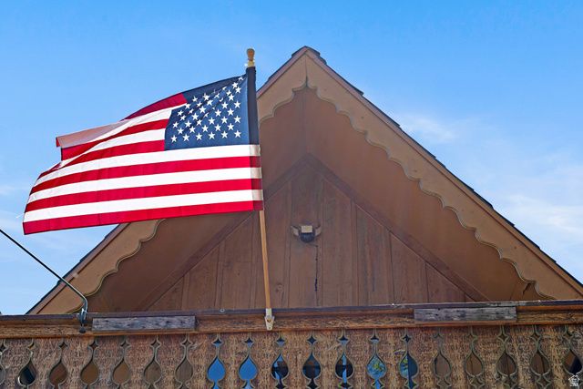 2548 N NORDIC VALLEY DRIVE DR, Eden, UT 84310