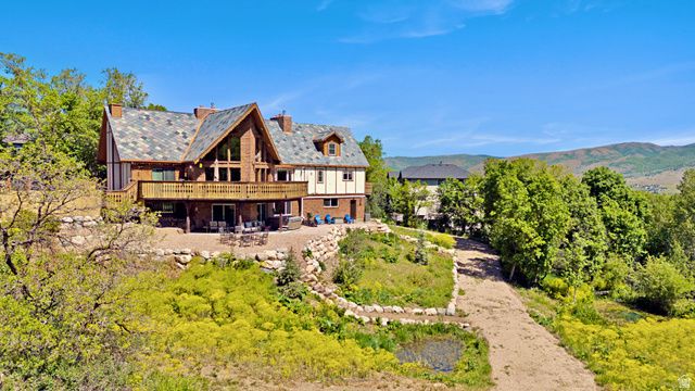2548 N NORDIC VALLEY DRIVE DR, Eden, UT 84310
