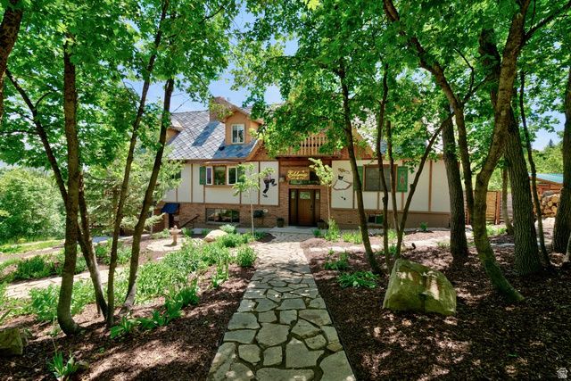 2548 N NORDIC VALLEY DRIVE DR, Eden, UT 84310