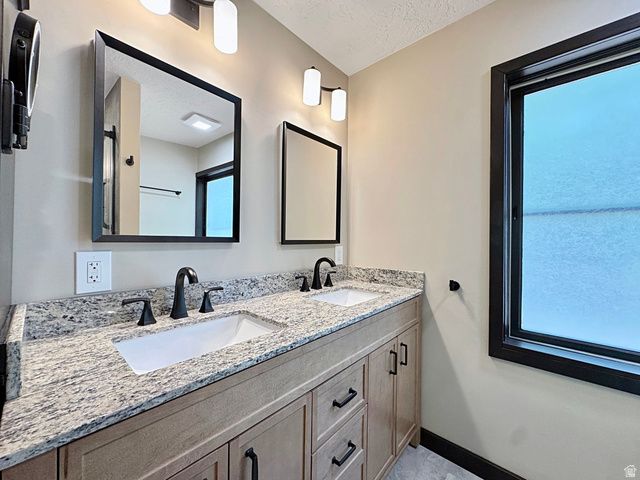 2548 N NORDIC VALLEY DRIVE DR, Eden, UT 84310