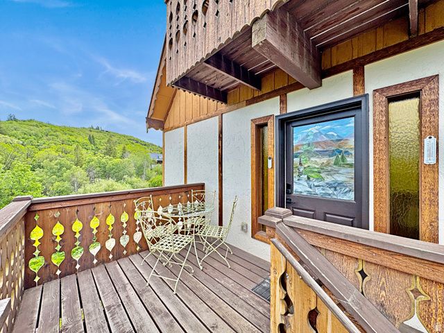 2548 N NORDIC VALLEY DRIVE DR, Eden, UT 84310