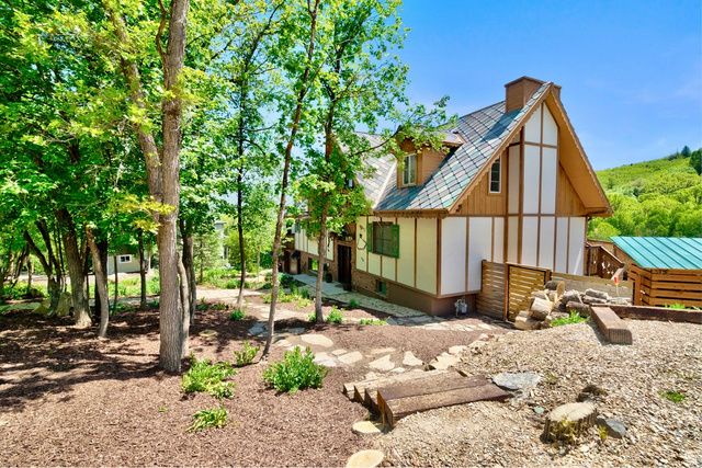 2548 N NORDIC VALLEY DRIVE DR, Eden, UT 84310