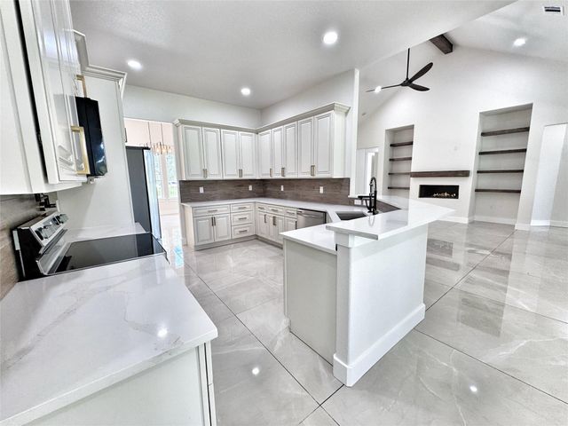 3039 Road 66124, Dayton, TX 77535