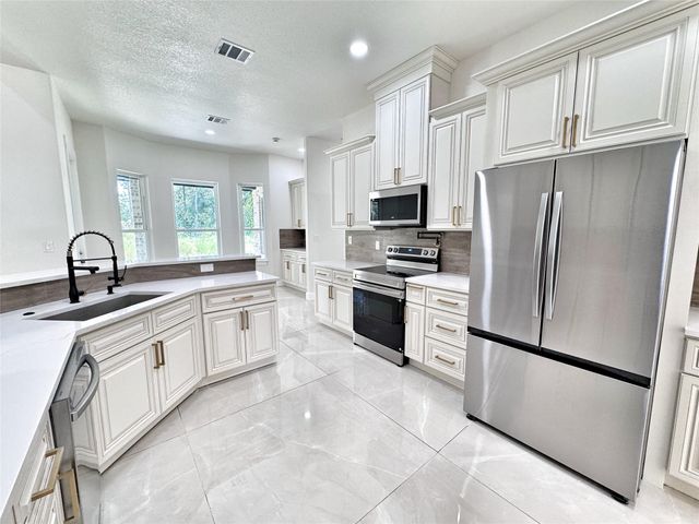 3039 Road 66124, Dayton, TX 77535