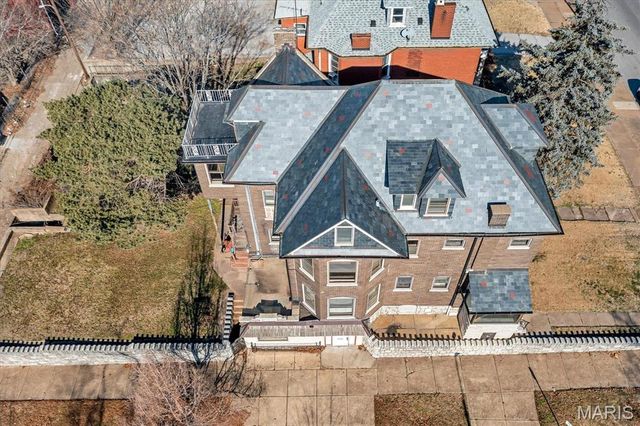 3831 S Grand Boulevard, St Louis, MO 63118