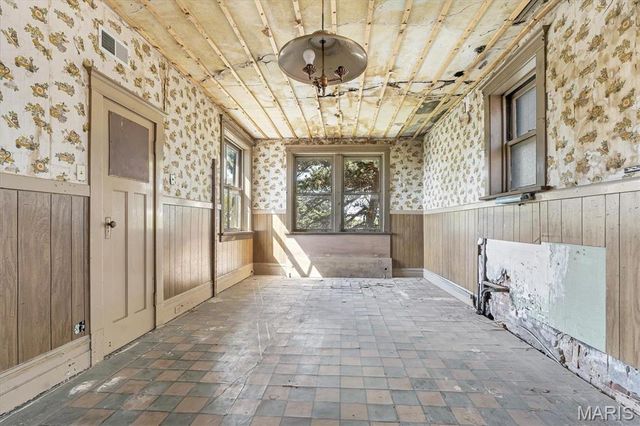 3831 S Grand Boulevard, St Louis, MO 63118