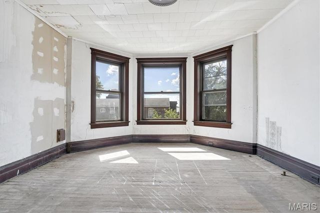 3831 S Grand Boulevard, St Louis, MO 63118