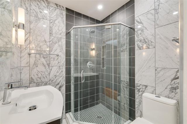 1901 NW 33rd Street, Oklahoma City, OK 73118