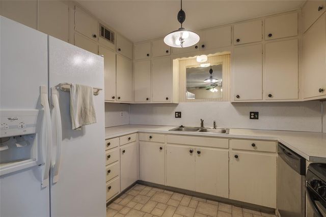 1901 NW 33rd Street, Oklahoma City, OK 73118