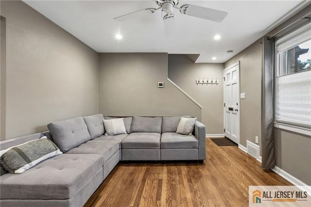 149 Rose Street, Metuchen, NJ 08840