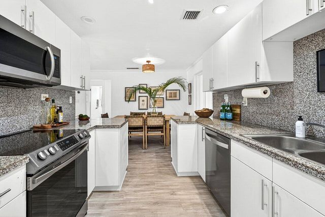 3511 Washington Road, West Palm Beach, FL 33405