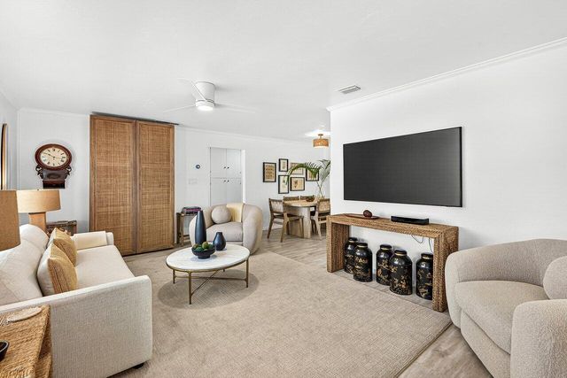 3511 Washington Road, West Palm Beach, FL 33405