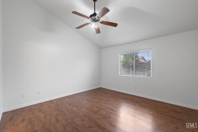 5212 Milagro Drive, Bakersfield, CA 93307