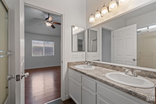 5212 Milagro Drive, Bakersfield, CA 93307