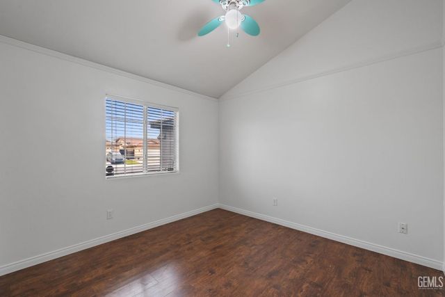 5212 Milagro Drive, Bakersfield, CA 93307