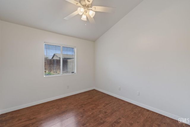 5212 Milagro Drive, Bakersfield, CA 93307