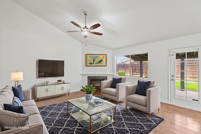 5212 Milagro Drive, Bakersfield, CA 93307