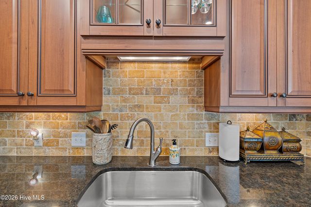 3808 Worthington Place, Southport, NC 28461