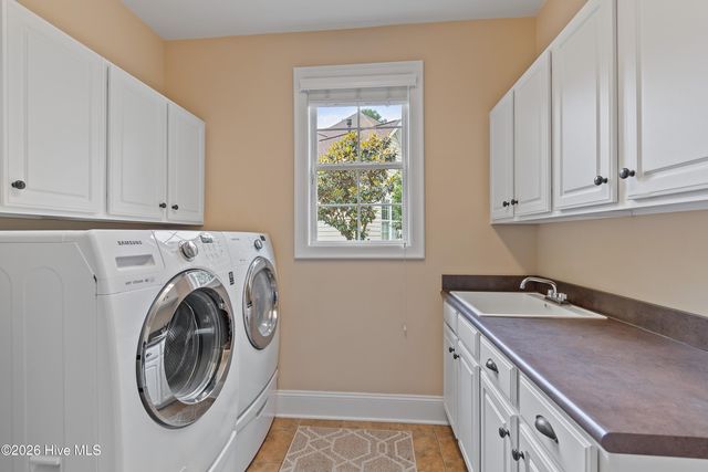3808 Worthington Place, Southport, NC 28461