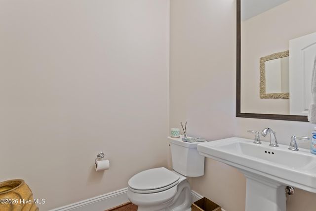 3808 Worthington Place, Southport, NC 28461